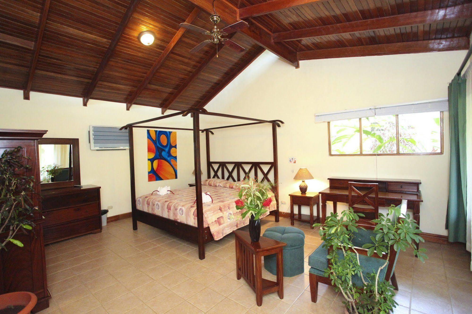 Jaco Hotel Docelunas المظهر الخارجي الصورة